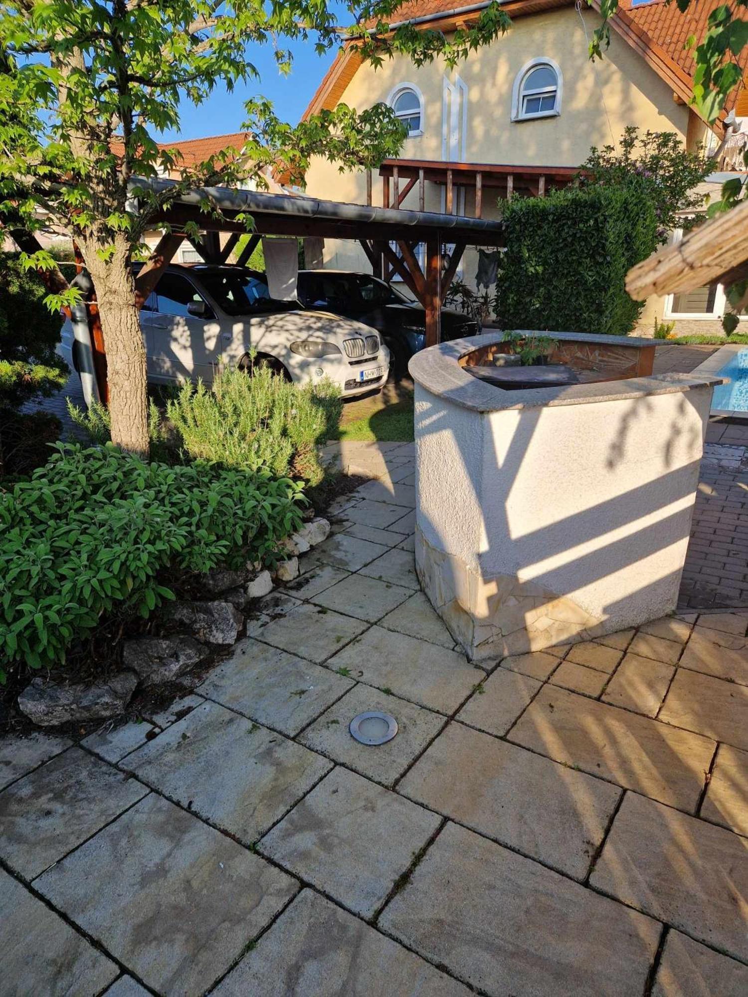 Patricia Panzio Hotel Buk Exterior photo